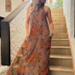 Vestido Alicia Flores terracota